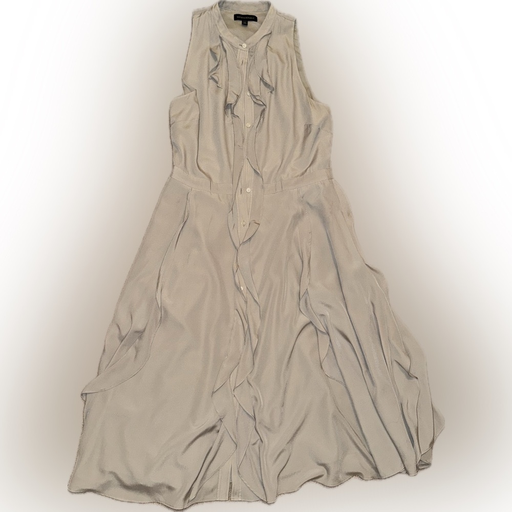 BANANA REPUBLIC Women’s dress size 10 petite.